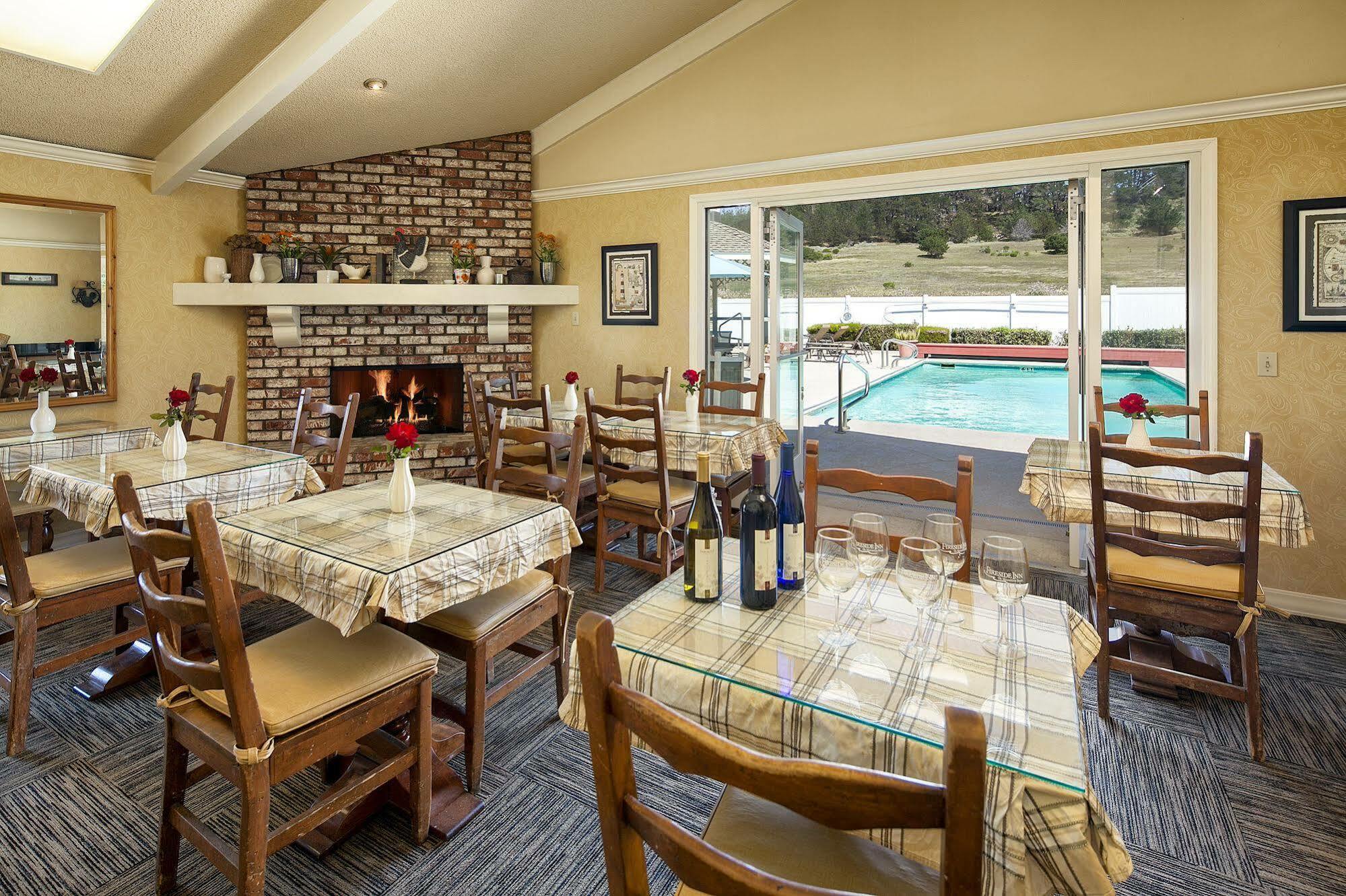 Fireside Inn On Moonstone Beach Cambria Exterior foto